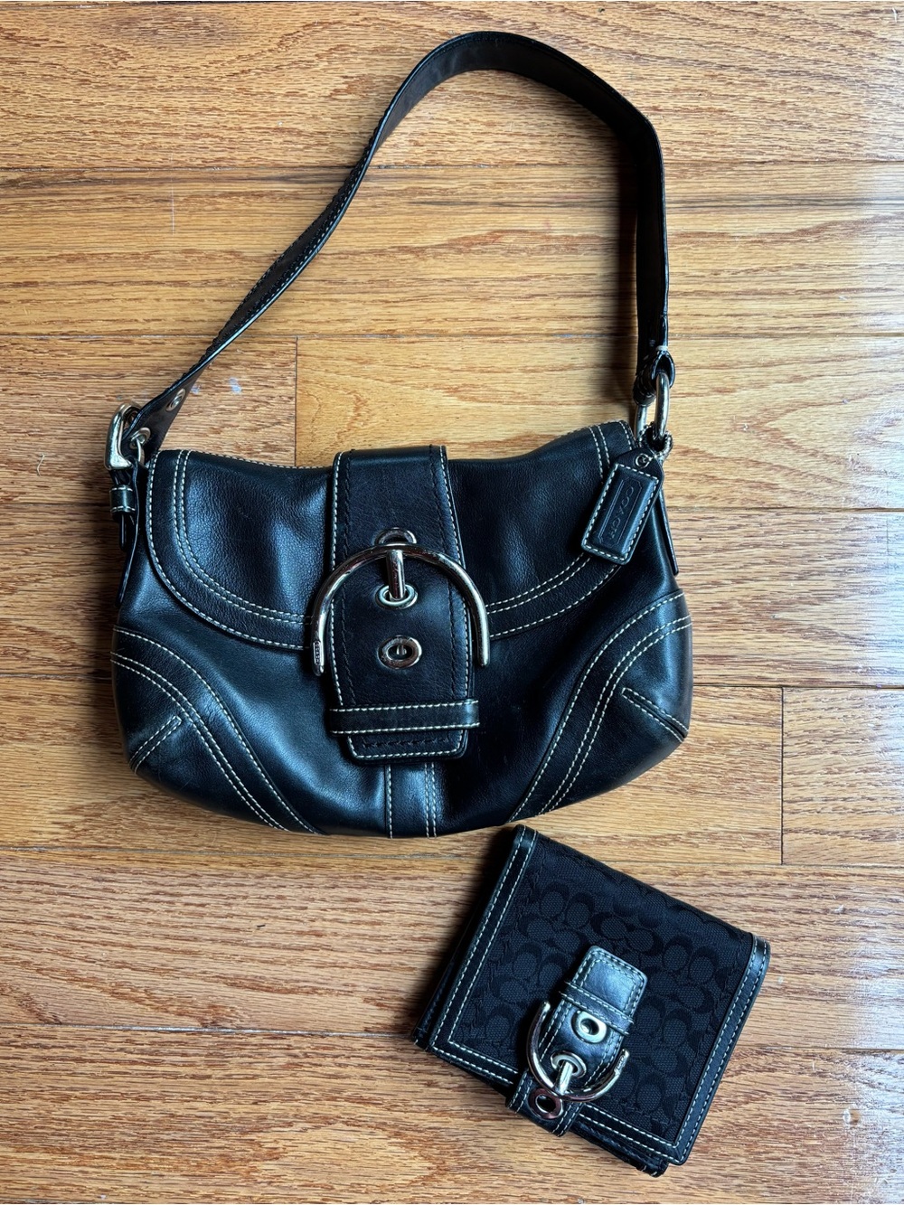 Vintage Coach Soho Buckle Shoulder Bag Black Contrast Stitching 10316 W/Wallet